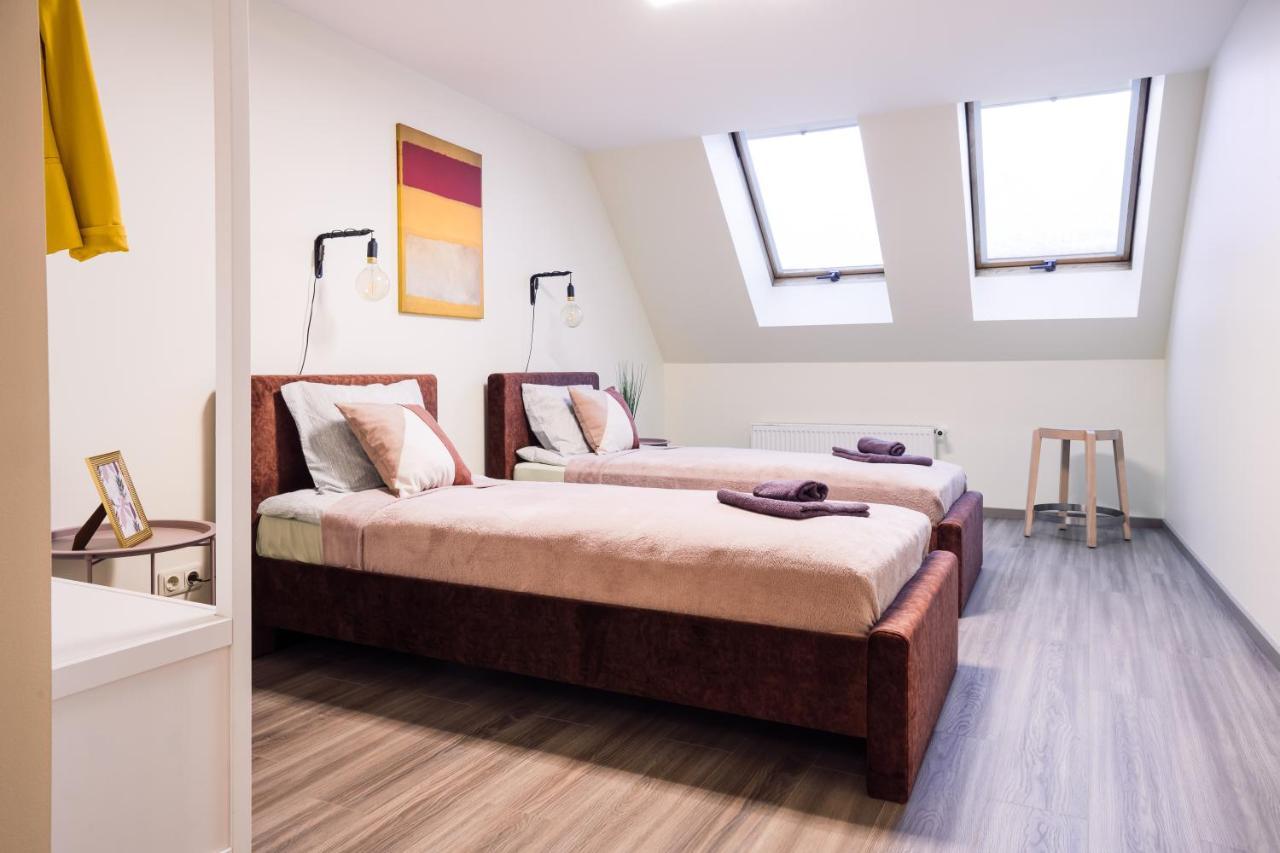 Rothko Apartment/8 Guests/4Bedrooms/Riga Old Town Dış mekan fotoğraf
