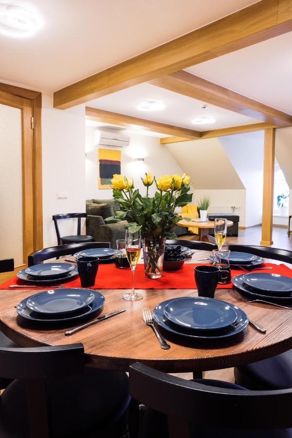 Rothko Apartment/8 Guests/4Bedrooms/Riga Old Town Dış mekan fotoğraf