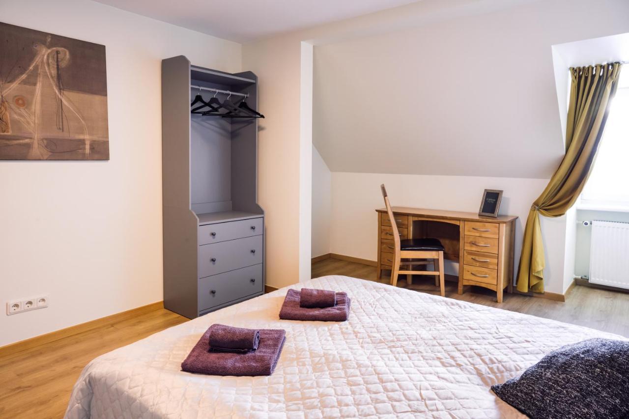 Rothko Apartment/8 Guests/4Bedrooms/Riga Old Town Dış mekan fotoğraf